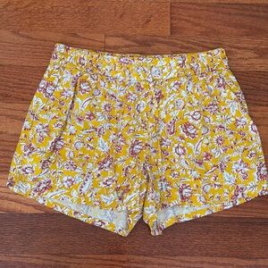 Old Navy Women’s Yellow Floral Rayon Shorts M